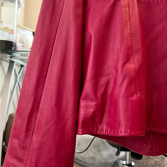 Brand new unused Burgundy Escada Leather Jacket - Picture 7 of 15